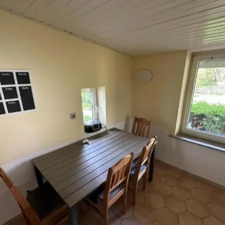 Quarto em Acomodações Particulares Monteurzimmer An Der Schlei Rabenkirchen-Faulück